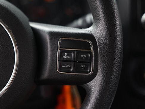 Used 2014 Jeep Patriot Sport FWD image 26
