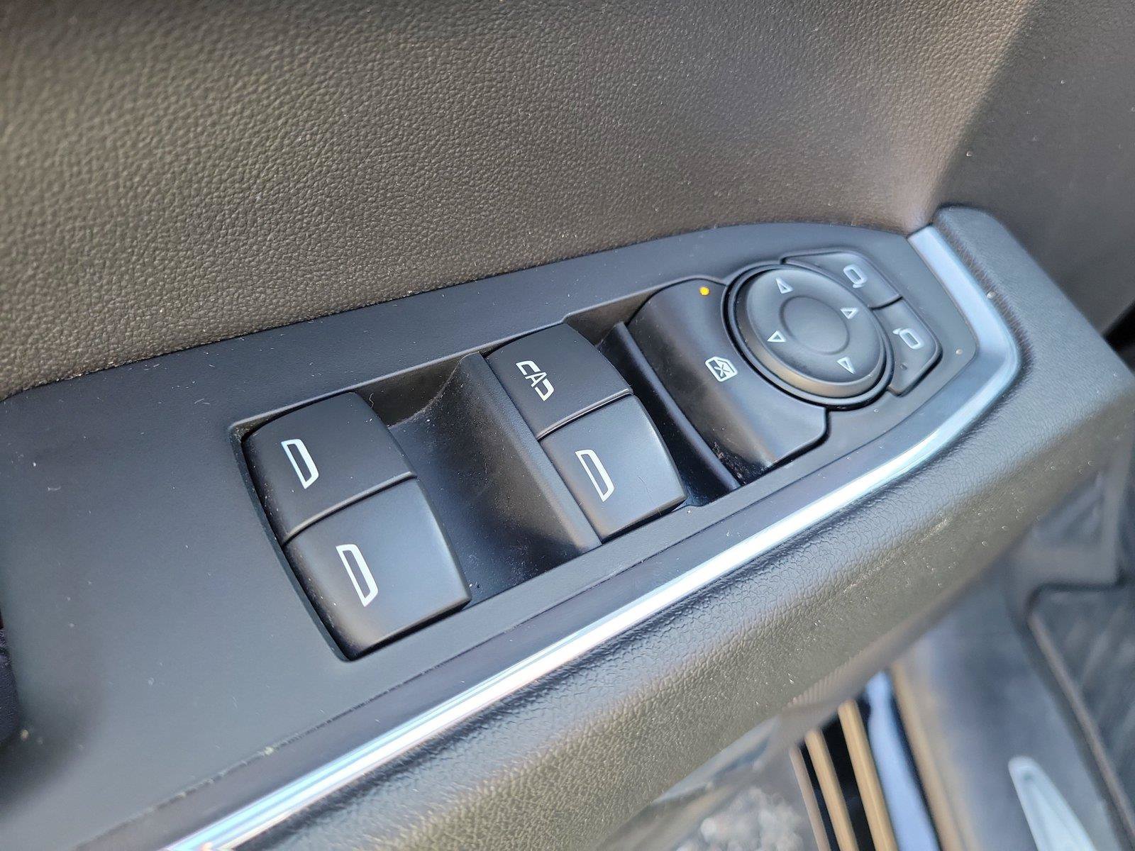 Used 2023 Chevrolet Silverado 1500 LT AWD/4WD image 19