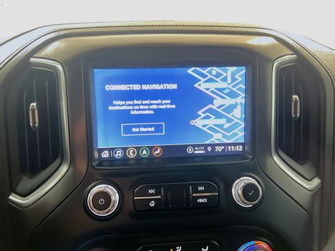 Used 2021 GMC Sierra 1500 AT4 w/ Technology Package AWD/4WD image 9