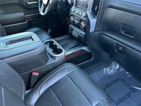 Used 2020 GMC Sierra 2500 SLT w/ SLT Premium Plus Package image 16