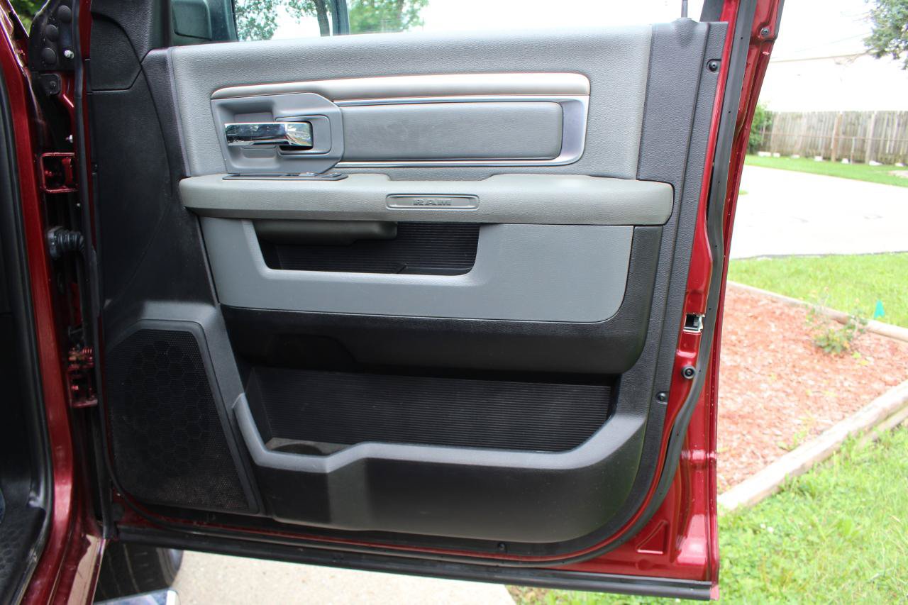Used 2016 RAM 1500 Big Horn AWD/4WD image 36