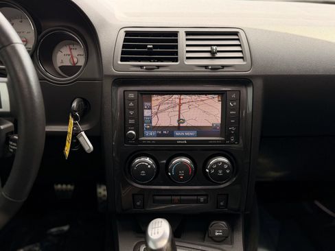 Used 2009 Dodge Challenger SRT8 w/ SRT Option Group II RWD image 47
