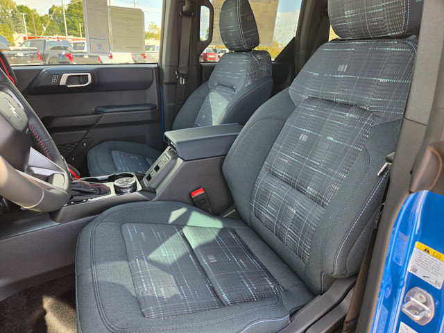 New 2026 Ford Bronco Heritage Edition AWD/4WD image 14