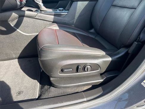 Used 2021 Chevrolet Blazer RS image 16