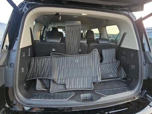 Certified 2025 INFINITI QX80 Luxe image 5