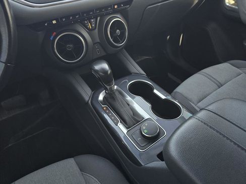 Used 2020 Chevrolet Blazer LT image 16