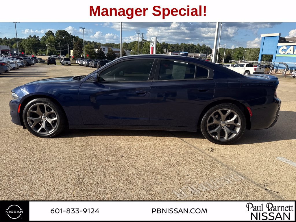 Used 2016 Dodge Charger SXT w/ Rallye Group RWD image 6