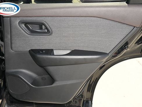 Used 2023 Nissan Rogue S FWD image 16