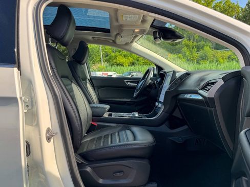 Used 2023 Ford Edge SEL w/ Convenience Package AWD/4WD image 11