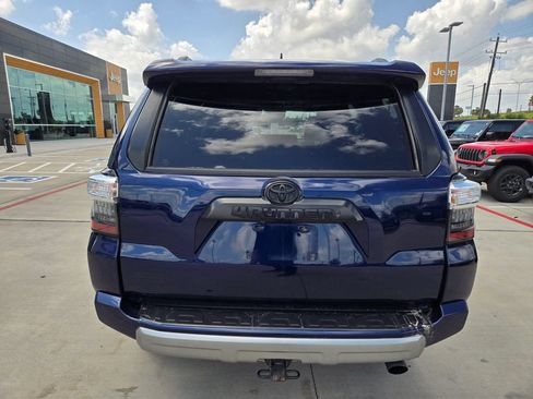 Used 2023 Toyota 4Runner TRD Off-Road Premium w/ Off Road Premium Plus Package AWD/4WD image 4