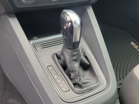 Used 2017 Volkswagen Jetta S FWD image 31