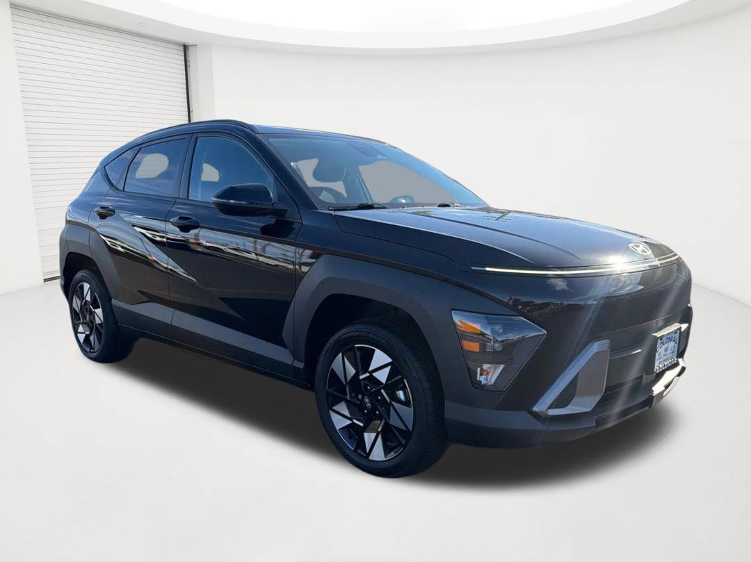 Certified 2024 Hyundai Kona SEL w/ Convenience Package AWD/4WD image 3
