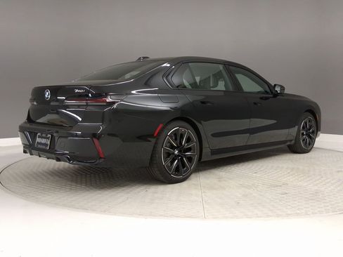 New 2026 BMW 740i 740i w/ Premium Package image 7