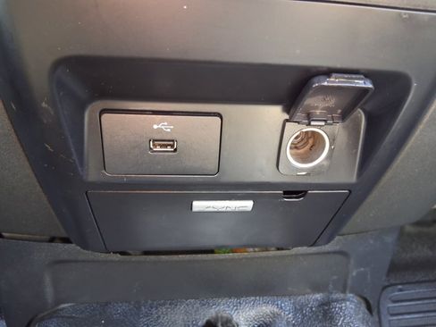 Used 2018 Ford F450 XL w/ XL Value Package image 12