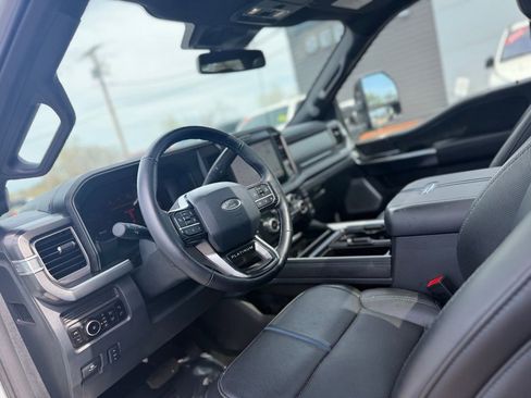 Certified 2025 Ford F450 Platinum w/ FX4 Off-Road Package AWD/4WD image 19
