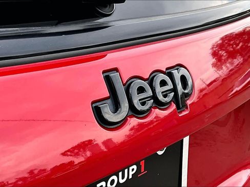 Used 2021 Jeep Compass Latitude image 31