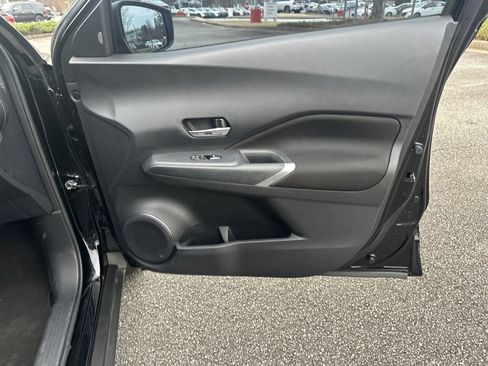 Used 2024 Nissan Kicks SV image 14