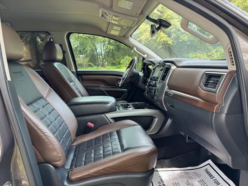 Used 2017 Nissan Titan Platinum Reserve AWD/4WD image 14
