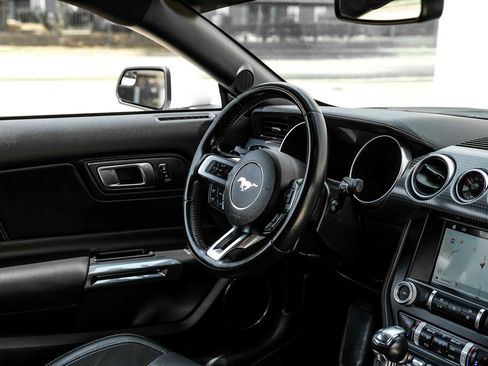 Used 2019 Ford Mustang GT Premium w/ GT Performance Package RWD image 16