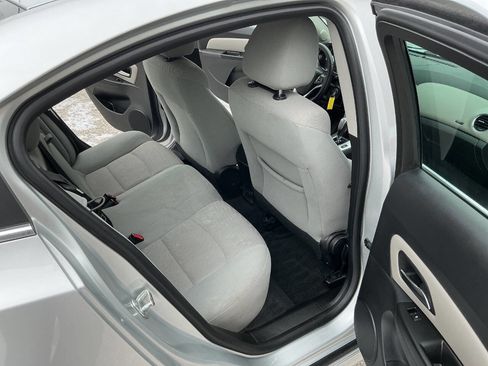 Used 2014 Chevrolet Cruze LT w/ RS Package image 15