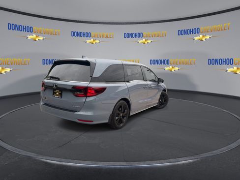 Used 2023 Honda Odyssey Sport image 11