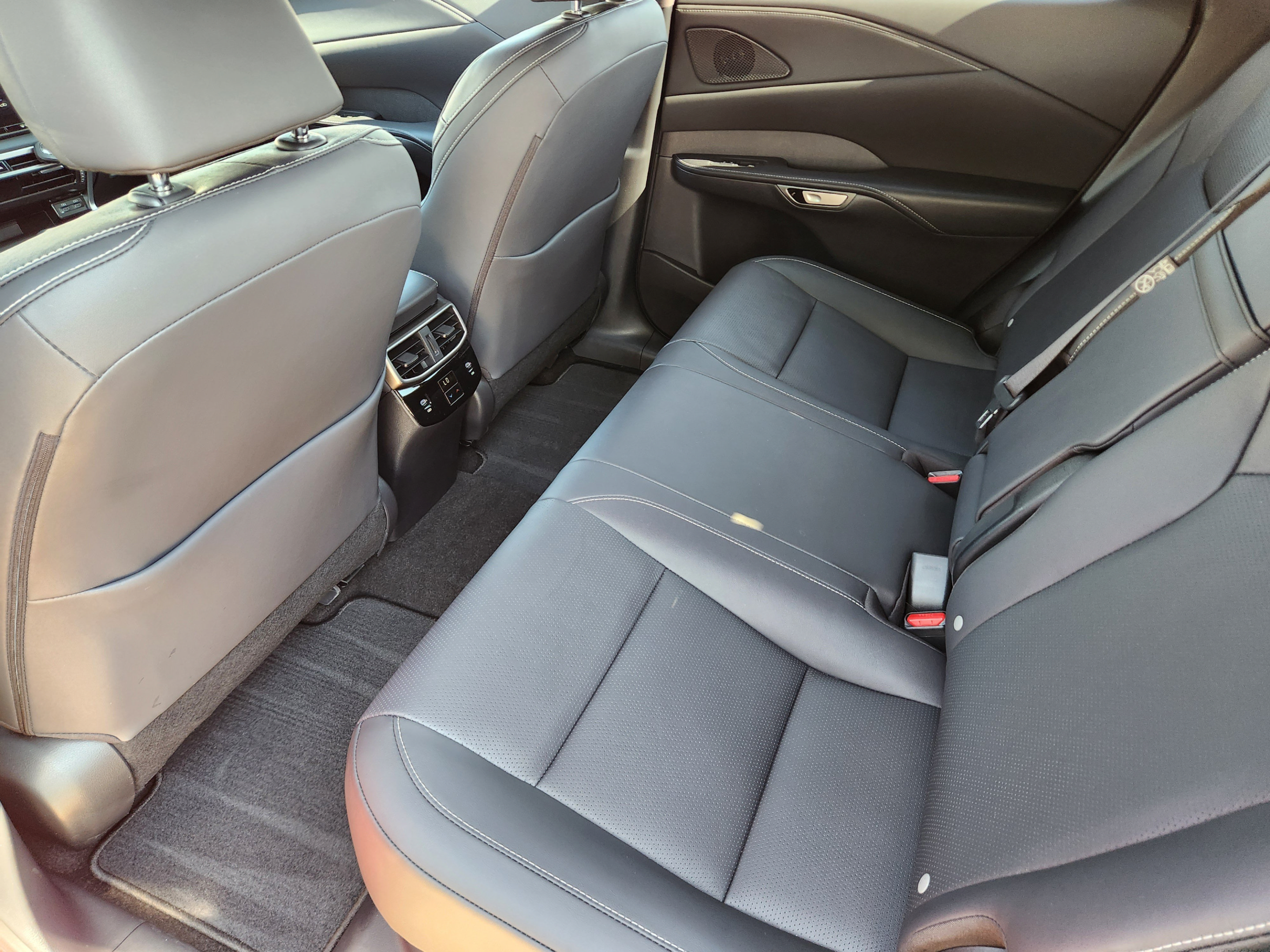 Certified 2024 Lexus RX 350 Premium Plus w/ Accessory Package (Z1) FWD image 27
