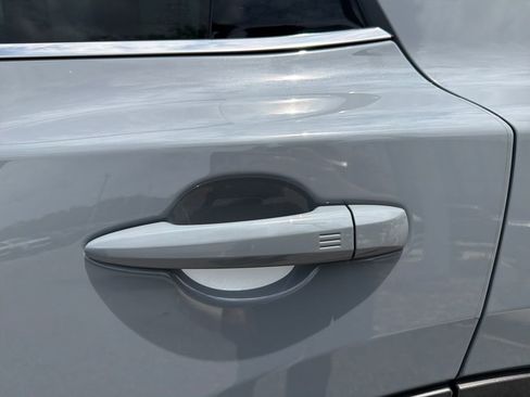 Used 2024 Nissan Pathfinder Platinum w/ Cargo Package FWD image 21