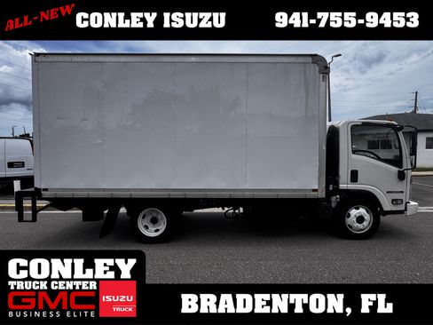 Used 2023 Isuzu NPR RWD image 4