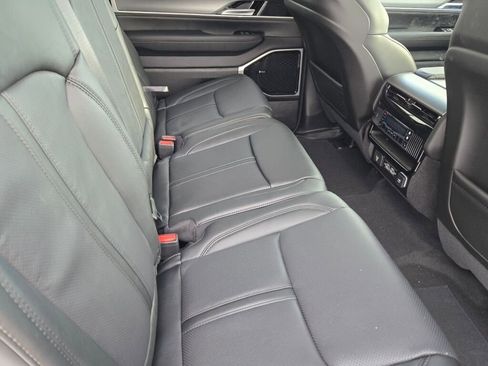 New 2026 Jeep Grand Wagoneer Limited image 10