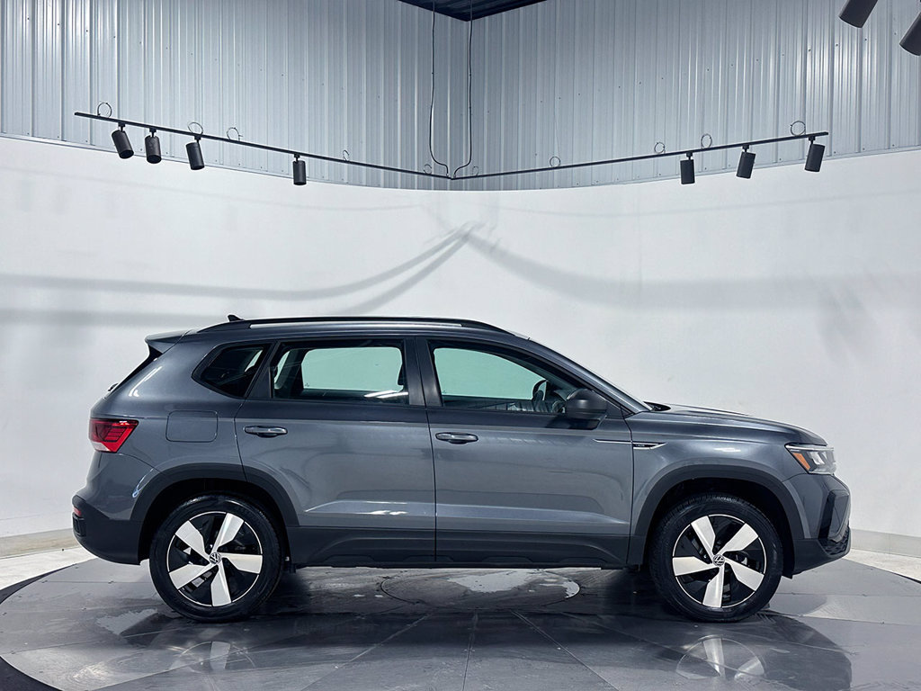 Used 2024 Volkswagen Taos S AWD/4WD image 10
