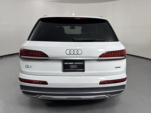 Used 2023 Audi Q7 2.0T Premium w/ Convenience Package AWD/4WD image 32