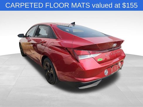 Used 2021 Hyundai Elantra SEL w/ Convenience Package FWD image 3