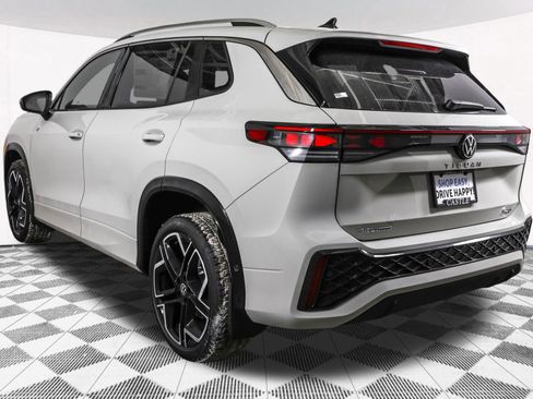 New 2026 Volkswagen Tiguan SEL R-Line image 15