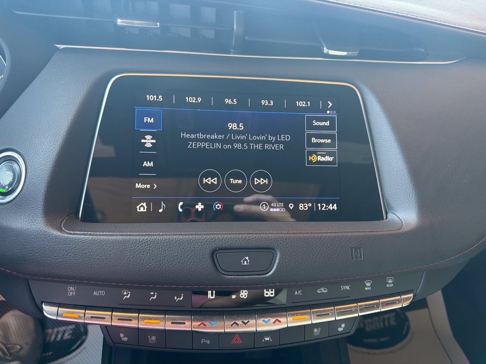 Used 2021 Cadillac XT4 Sport AWD/4WD image 15