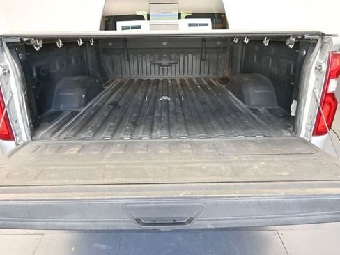 Used 2022 Chevrolet Silverado 2500 LTZ w/ LTZ Plus Package AWD/4WD image 36