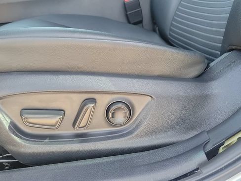 Certified 2023 Toyota Camry SE FWD image 16