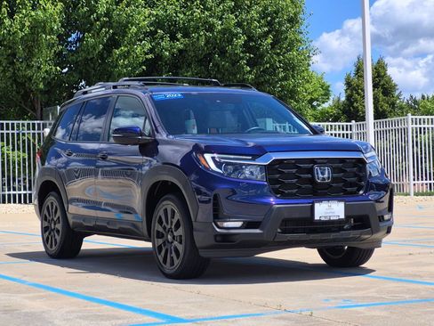 Certified 2023 Honda Passport EX-L image 4