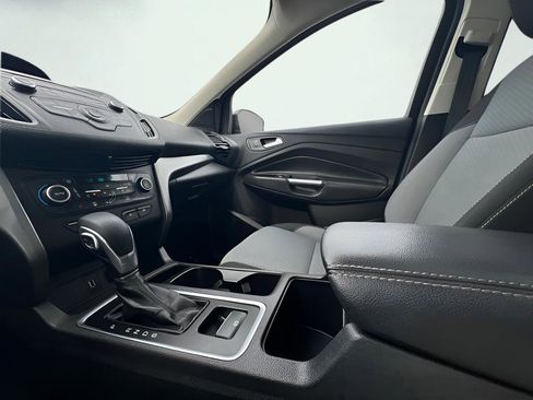 Used 2018 Ford Escape SE image 52