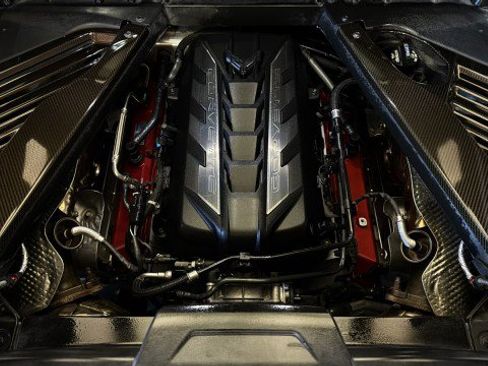 Used 2024 Chevrolet Corvette Stingray Premium Cpe w/ Z51 Performance Package RWD image 29