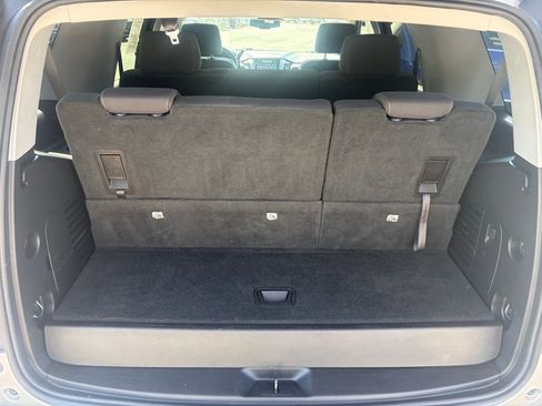 Used 2019 GMC Yukon SLE w/ SLE Value Package RWD image 14