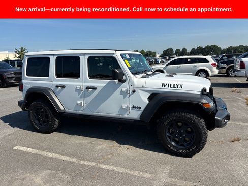 Used 2023 Jeep Wrangler Unlimited w/ Sun & Screen Package AWD/4WD image 2