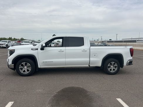 Used 2023 GMC Sierra 1500 SLE w/ X31 Off-Road Package AWD/4WD image 2