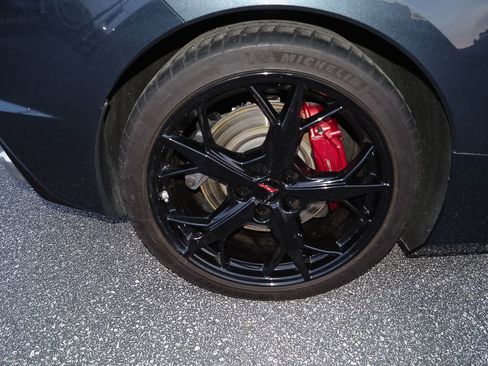 Certified 2021 Chevrolet Corvette Stingray Preferred Cpe w/ Z51 Performance Package image 41