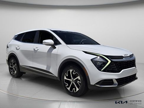 Certified 2023 Kia Sportage EX FWD image 9