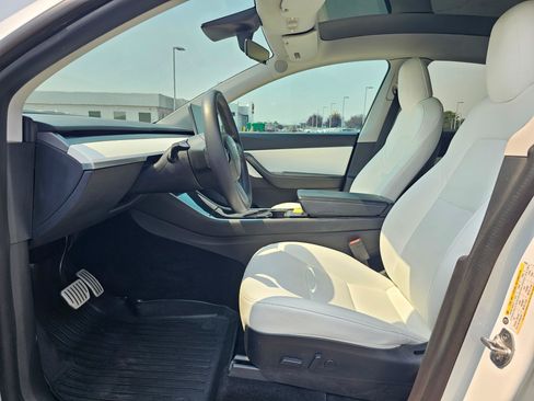 Used 2020 Tesla Model Y Performance AWD/4WD image 19