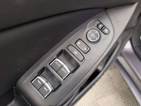 Used 2018 Honda Accord Sport image 33
