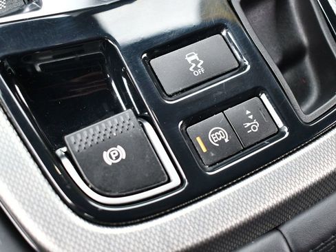 Used 2015 Jaguar F-TYPE Coupe image 58