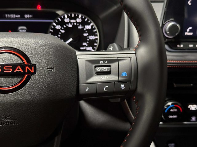 Used 2025 Nissan Rogue SV AWD/4WD image 17