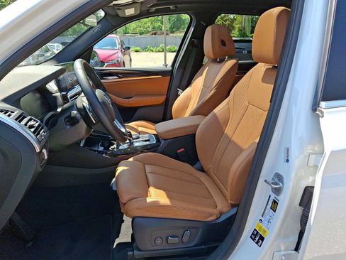 Used 2024 BMW X3 xDrive30i w/ Premium Package w/ZPA AWD/4WD image 10