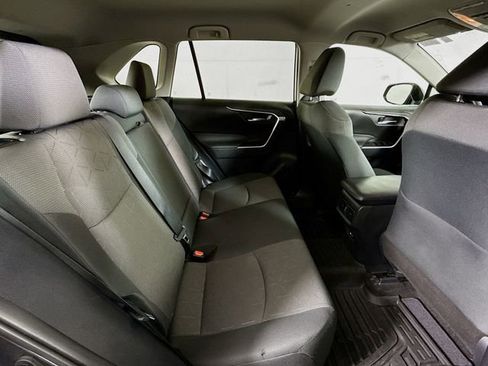 Used 2021 Toyota RAV4 XLE image 26